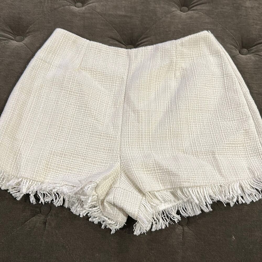 Missguided Cream Co Ord Boucle Frayed Tailored Shorts size 8 NWT